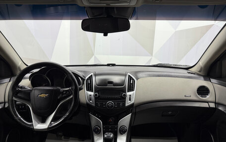 Chevrolet Cruze II, 2013 год, 650 000 рублей, 7 фотография