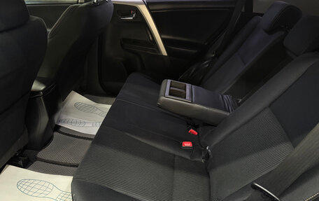 Toyota RAV4, 2013 год, 1 850 000 рублей, 24 фотография