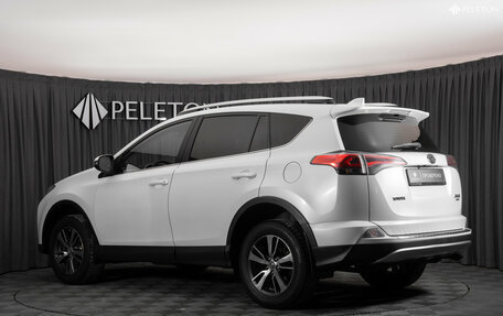 Toyota RAV4, 2016 год, 1 870 000 рублей, 4 фотография