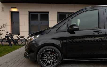 Mercedes-Benz V-Класс, 2021 год, 8 500 000 рублей, 8 фотография