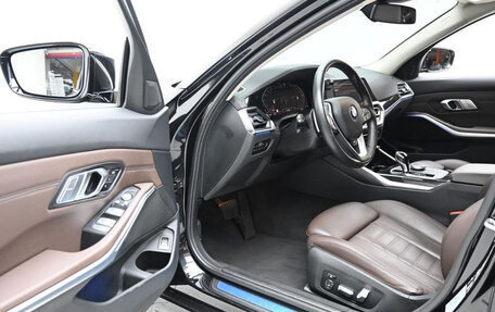 BMW 3 серия, 2022 год, 2 800 000 рублей, 11 фотография