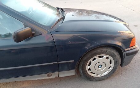 BMW 3 серия, 1992 год, 300 000 рублей, 10 фотография