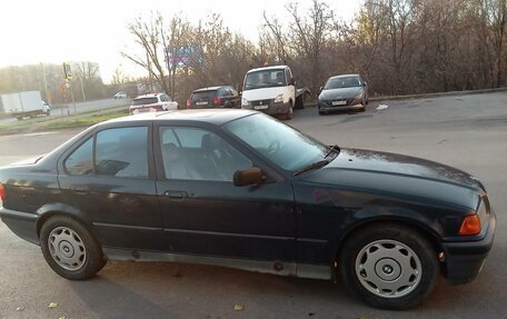 BMW 3 серия, 1992 год, 300 000 рублей, 8 фотография