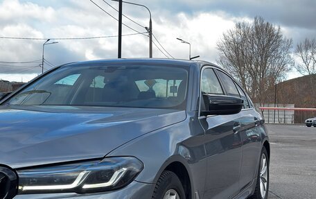 BMW 5 серия, 2017 год, 2 650 000 рублей, 3 фотография