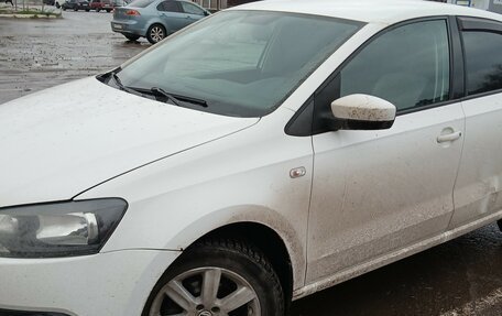 Volkswagen Polo VI (EU Market), 2010 год, 670 000 рублей, 2 фотография