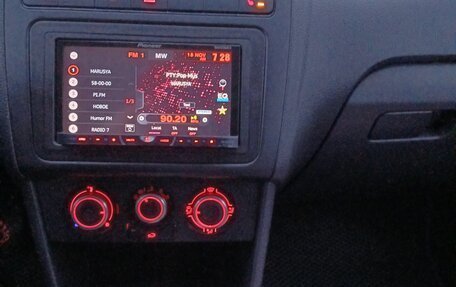 Volkswagen Polo VI (EU Market), 2010 год, 670 000 рублей, 8 фотография