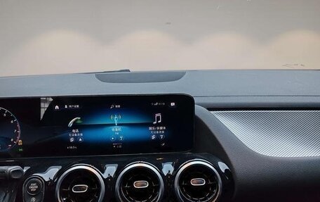 Mercedes-Benz GLA, 2021 год, 1 990 000 рублей, 16 фотография