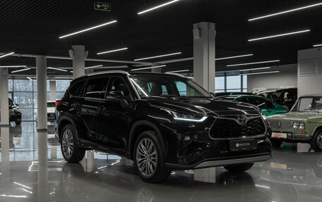 Toyota Highlander, 2025 год, 6 200 000 рублей, 4 фотография