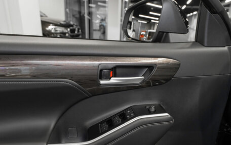 Toyota Highlander, 2025 год, 6 200 000 рублей, 24 фотография