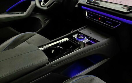 Volkswagen Tiguan, 2025 год, 5 150 000 рублей, 24 фотография