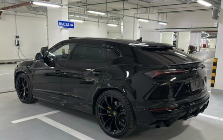 Lamborghini Urus I, 2021 год, 26 500 000 рублей, 4 фотография