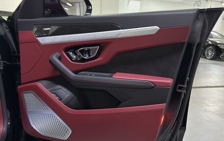 Lamborghini Urus I, 2021 год, 26 500 000 рублей, 28 фотография