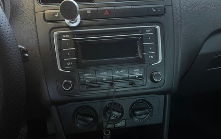 Volkswagen Polo VI (EU Market), 2014 год, 810 000 рублей, 5 фотография