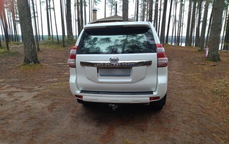 Toyota Land Cruiser Prado 150 рестайлинг 2, 2014 год, 3 450 000 рублей, 2 фотография