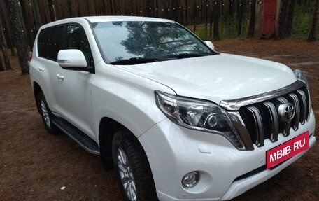 Toyota Land Cruiser Prado 150 рестайлинг 2, 2014 год, 3 450 000 рублей, 4 фотография