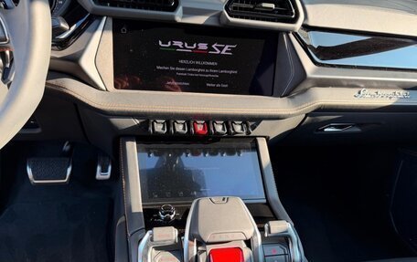 Lamborghini Urus I, 2025 год, 43 500 000 рублей, 20 фотография