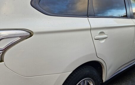 Mitsubishi Outlander III рестайлинг 3, 2012 год, 1 100 000 рублей, 4 фотография