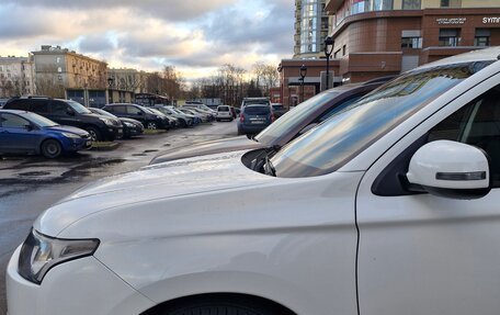 Mitsubishi Outlander III рестайлинг 3, 2012 год, 1 100 000 рублей, 5 фотография