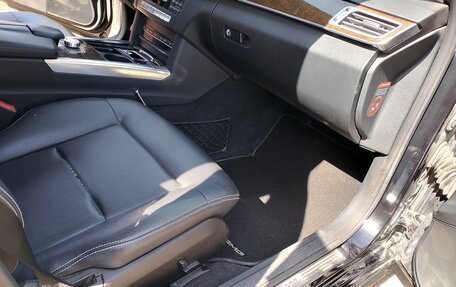 Mercedes-Benz E-Класс, 2013 год, 1 500 000 рублей, 13 фотография