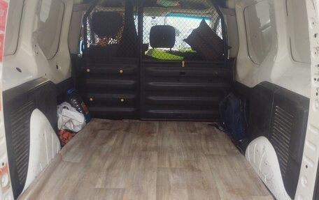 Peugeot Partner II рестайлинг 2, 2011 год, 380 000 рублей, 7 фотография