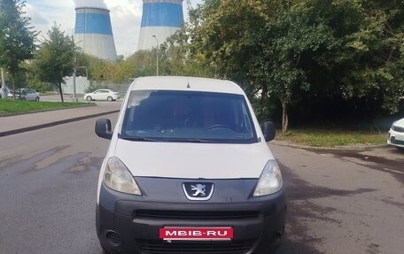 Peugeot Partner II рестайлинг 2, 2011 год, 380 000 рублей, 3 фотография