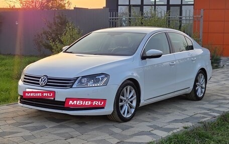 Volkswagen Passat B7, 2013 год, 1 090 000 рублей, 3 фотография