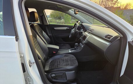 Volkswagen Passat B7, 2013 год, 1 090 000 рублей, 17 фотография