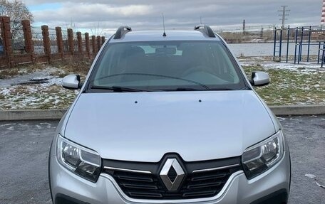 Renault Sandero II рестайлинг, 2019 год, 1 350 000 рублей, 3 фотография