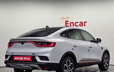 Renault Arkana I, 2021 год, 1 420 000 рублей, 2 фотография