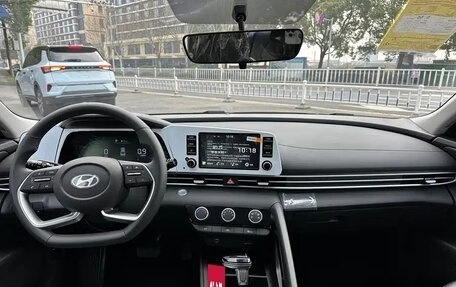 Hyundai Elantra, 2025 год, 1 950 213 рублей, 9 фотография