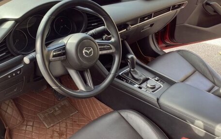 Mazda 3, 2020 год, 2 100 000 рублей, 14 фотография