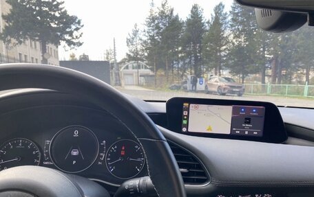 Mazda 3, 2020 год, 2 100 000 рублей, 13 фотография