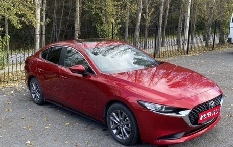 Mazda 3, 2020 год, 2 100 000 рублей, 10 фотография