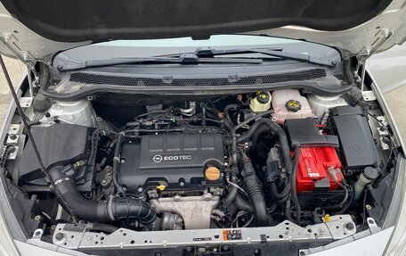 Opel Astra J, 2011 год, 770 000 рублей, 11 фотография