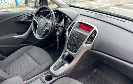 Opel Astra J, 2011 год, 770 000 рублей, 26 фотография