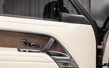 Land Rover Range Rover IV рестайлинг, 2025 год, 31 818 800 рублей, 23 фотография