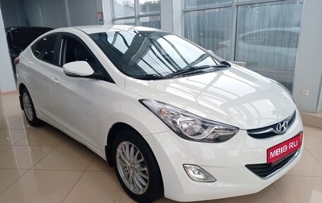 Hyundai Elantra V, 2013 год, 1 075 000 рублей, 2 фотография