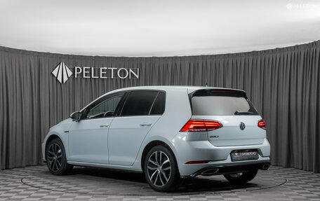 Volkswagen Golf VII, 2018 год, 2 010 000 рублей, 4 фотография