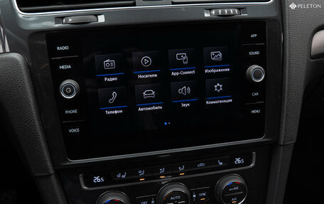 Volkswagen Golf VII, 2018 год, 2 010 000 рублей, 17 фотография