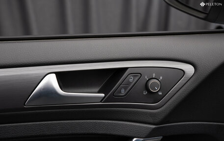 Volkswagen Golf VII, 2018 год, 2 010 000 рублей, 20 фотография