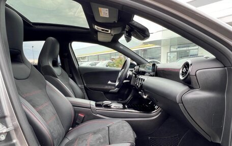 Mercedes-Benz A-Класс, 2021 год, 3 077 000 рублей, 8 фотография