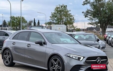 Mercedes-Benz A-Класс, 2021 год, 3 077 000 рублей, 2 фотография