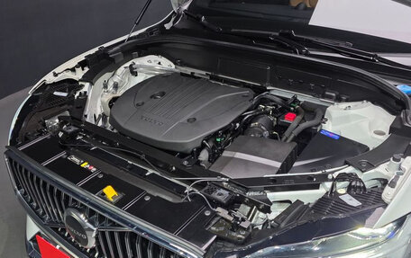 Volvo XC60 II, 2022 год, 3 900 000 рублей, 6 фотография