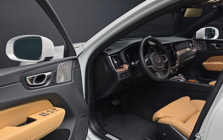 Volvo XC60 II, 2022 год, 3 900 000 рублей, 10 фотография