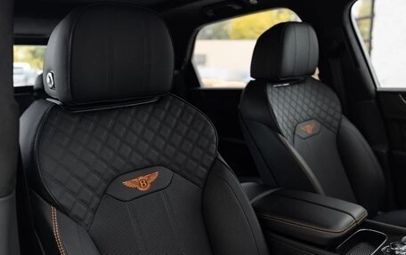 Bentley Bentayga I, 2023 год, 22 557 036 рублей, 32 фотография