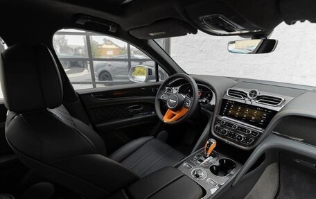 Bentley Bentayga I, 2023 год, 22 557 036 рублей, 30 фотография