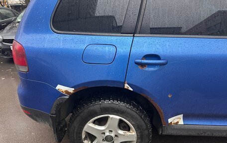 Volkswagen Touareg III, 2005 год, 600 000 рублей, 4 фотография