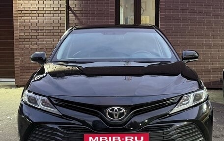 Toyota Camry, 2020 год, 2 595 000 рублей, 1 фотография