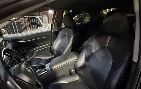 Toyota Camry, 2020 год, 2 595 000 рублей, 4 фотография