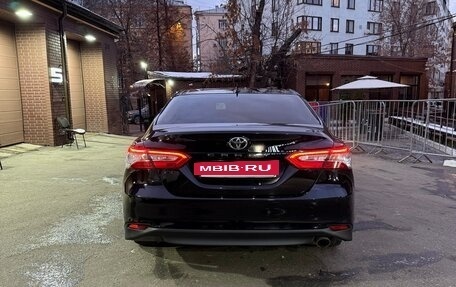 Toyota Camry, 2020 год, 2 595 000 рублей, 2 фотография